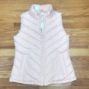 NWT Gap puffy vest